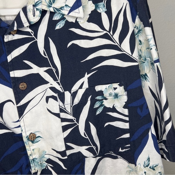 Roundtree & Yorke Silk Blend short sleeve button down shirt Blue Cream L - Picture 2 of 5